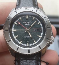 Seiko Masked Rider LTD Edition Sport 5 Excellent Condition Automatic Full set 