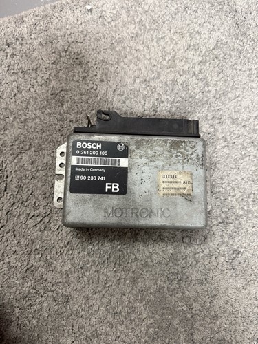 OPEL Omega 2 0l Motor ECU Steuergerät Bosch 0261200100 GM 90233741