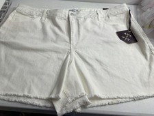 Women's Ava  Viv Size 26 High-Rise Slim Fit No-Gap Waistband Midi Shorts Read