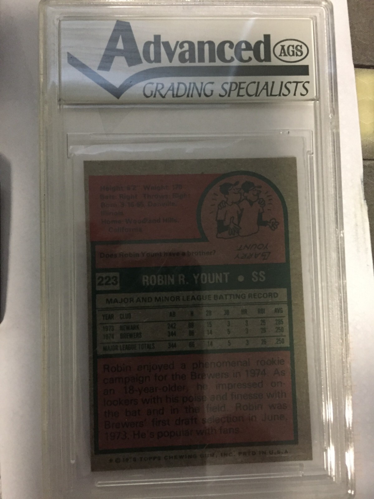 1975 Topps Mini 223 Robin Brewers RC Rookie HOF Advanced Grading 8.0