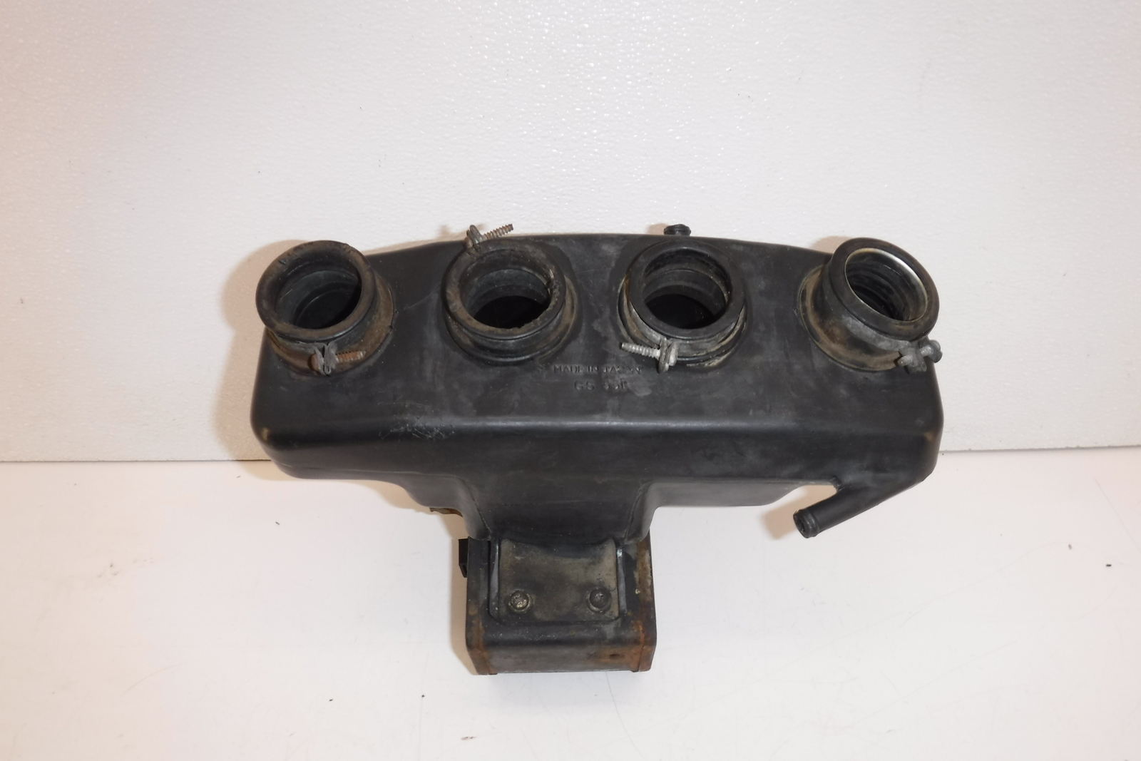 1978 suzuki gs550e AIRBOX AIR INTAKE FILTER BOX eBay
