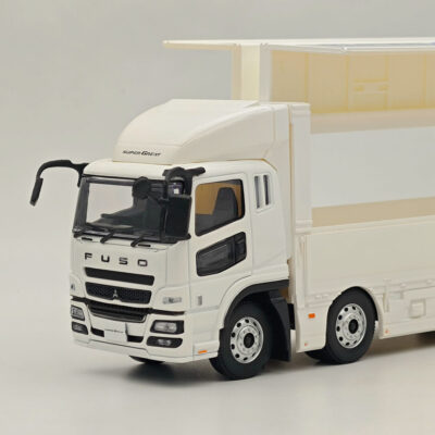 1:43 Scale Mitsubishi Fuso Super Great Truck Diecast Models