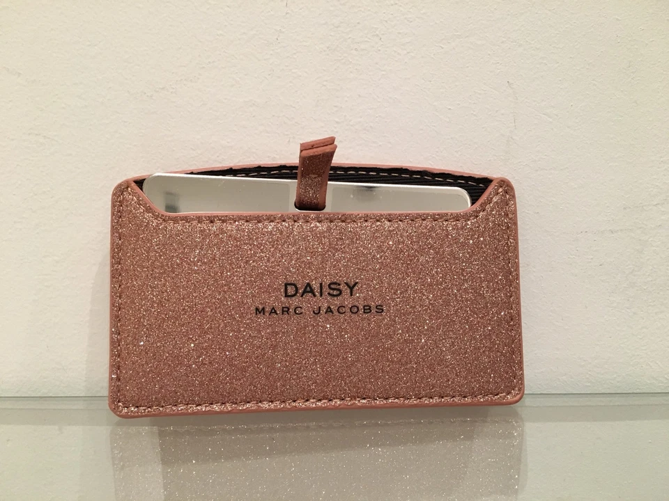 Marc Jacobs Daisy Rose Gold Glitter Case & Mirror