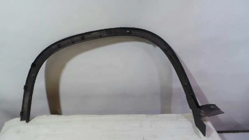 spoiler stoßstange hinten links 1583939 für NISSAN X-TRAIL (T31) PLATINUM 2007 — 第 2/4 张图片