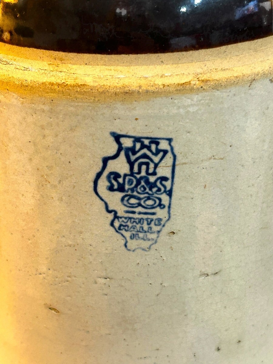 White Hall S P & S Co. Stoneware Crock Farm Poultry Chicken