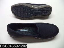 Size 8 Women's Skechers Willows Navy Slip On Casual Sneaker 49244/NVY
