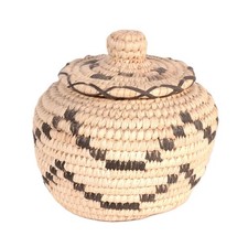 Papago Basket with Lid   Mid 20th Century  Size  2.5" H with Lid x .875" H + 1"