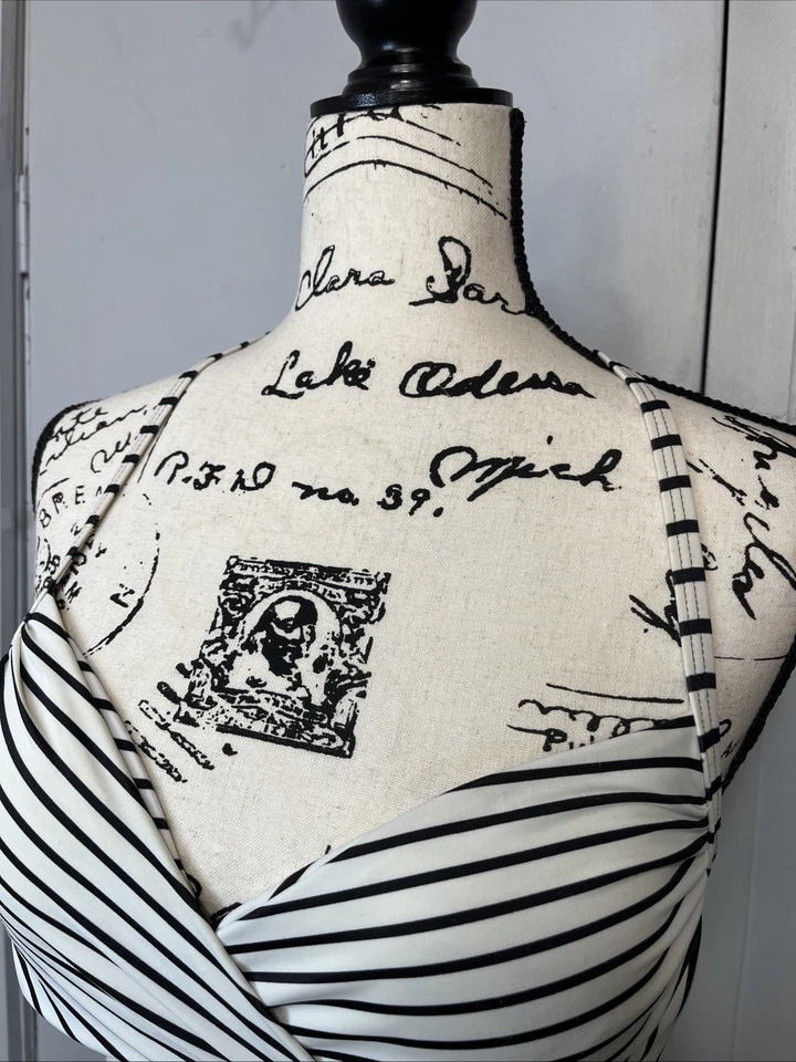 Victoria's Secret Bikini Top Swim Suit Wrap Halter Light Padding Striped - 36C - Image 3 of 4