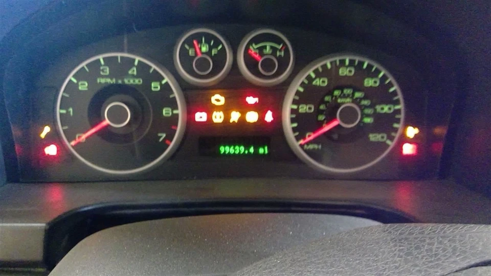 Ford Fusion 2008 Grille Front 7648 Foto 3 de 4