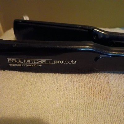 Paul Mitchell PS12NA 1.25 Flat Iron Pro Tools Express Ion Smooth Ceramic Black