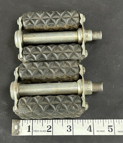 Vintage Schwinn Diamond Waffle Pedals - Picture 19 of 20