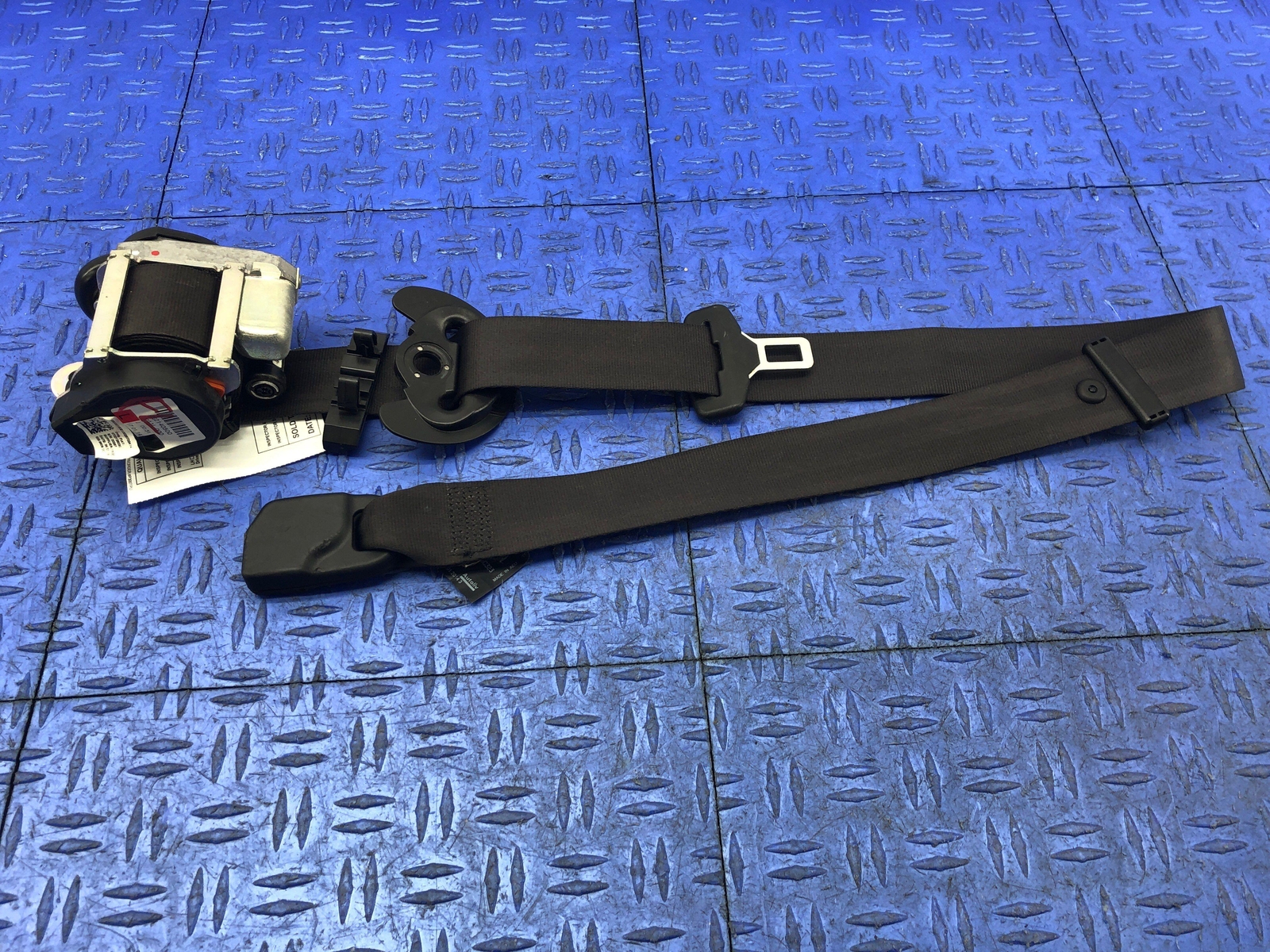 2014-2017 MASERATI QUATTROPORTE FRONT LEFT DRIVER SIDE SEAT BELT RETRACTOR OEM