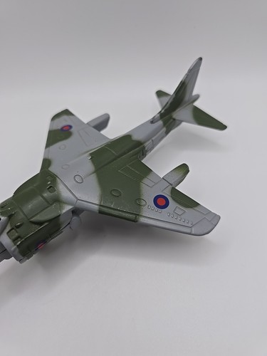 Ertl Bae Harrier II - Picture 3 of 11