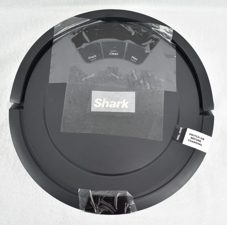 Shark Ion Robot Vacuum Tri Brush system / Model AV753 S6 / Gray