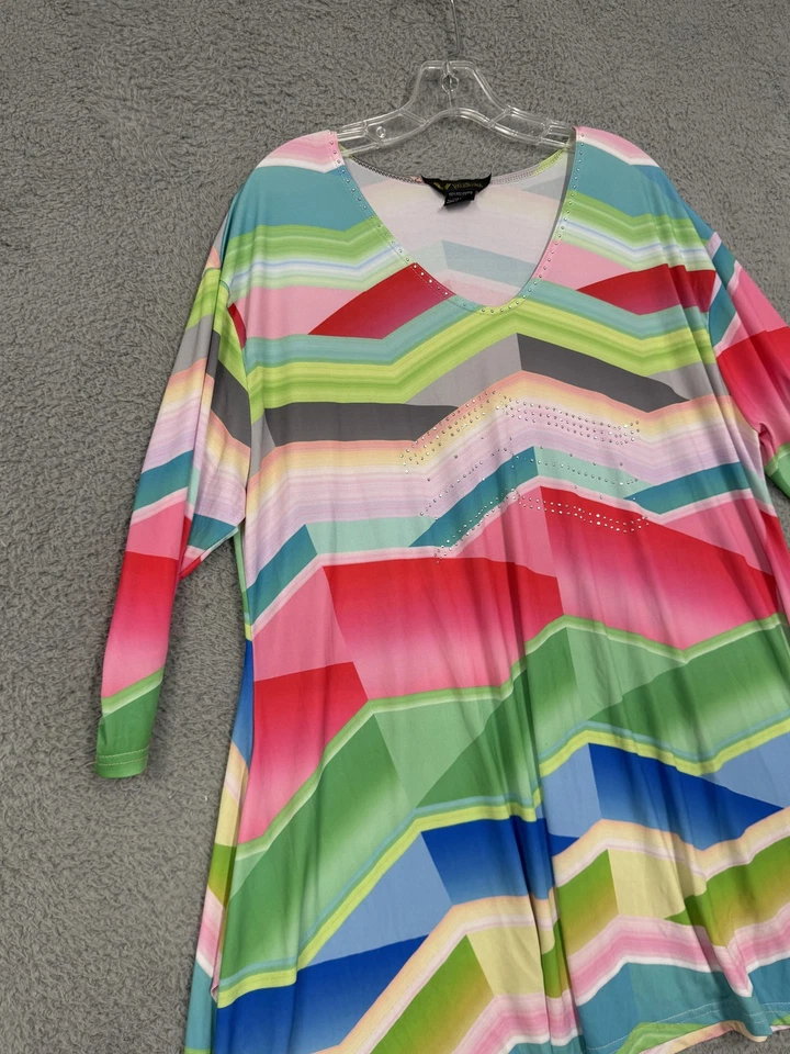 Camisa Valentina Mujer 1X Multicolor Chevron Túnica Cuello en V Manga 3/4 Estrás Foto 2 de 4