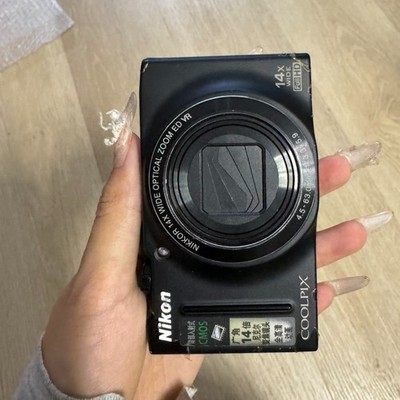 Nikon COOLPIX S8200 16.1MP 14x Optical Zoom Compact Digital Camera