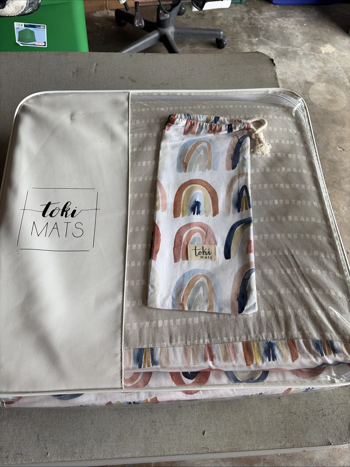 Toki Mats Organic Cotton Play Mat – Standard Size – Baby Floor Mat + Bag
Opens in a new window or ta