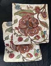 VNTG 2 Pottery Barn Pillow Shams Embroidered Floral Pattern Cotton 20x20 i9