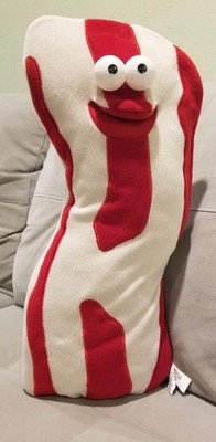 Think Geek Talking Bacon Animated Plush Says  I'm Bacon  Lips Move Works GREAT! 