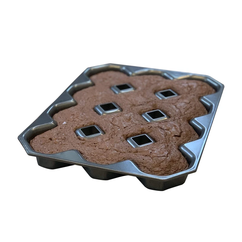 Bakelicious Crispy Corner Non-Stick Brownie Pan Makes 12 All Edges Brownies