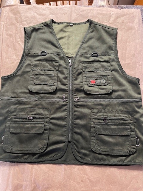 YALINU Expedition Apparel Utility Hunting Fishing Green Zip Vest
