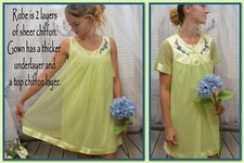 SHADOWLINE Night Gown  Robe Set, Chiffon, Feminine, NOS w/tags VTG 1969