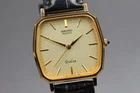 [Near MINT] Vintage SEIKO Dolce 7731-5120 Gold Dial Quartz Mens Watch From JAPAN