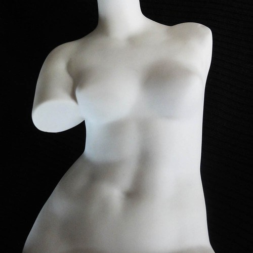 VENUS DI MILO Bisque by Tharaug Limoges 7" tall made in France NEW NEVER USED - Picture 6 of 9