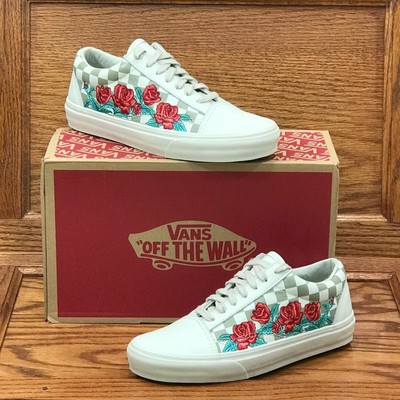 vans rose embroidery old skool