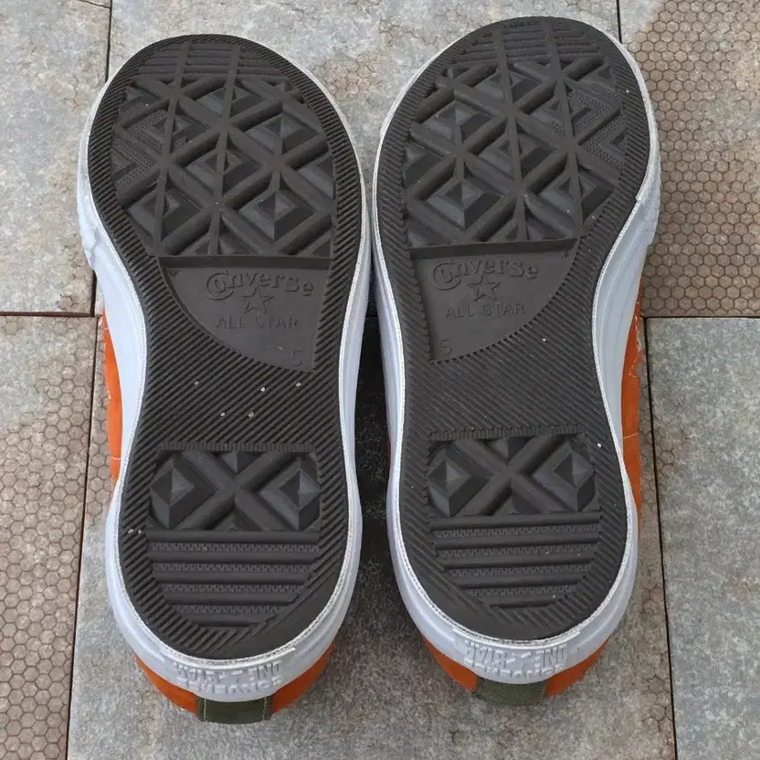 Converse One Star Carnival Sneakers, Size 240, Lightly Used thumbnail 4