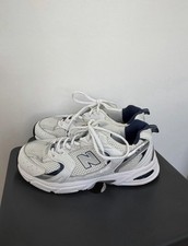 New Balance 530 Sneaker Low Top Weiß/Grau/Bl...