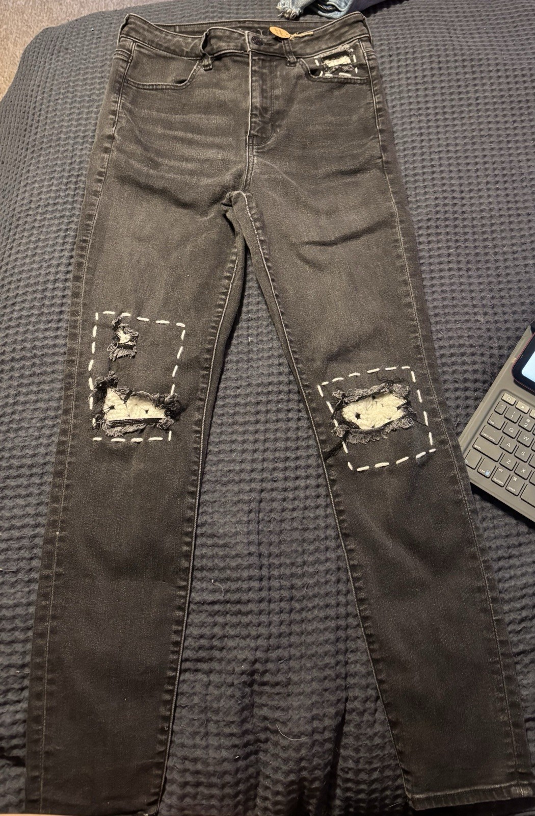 UNIQUE American Eagle Jeans - image 1