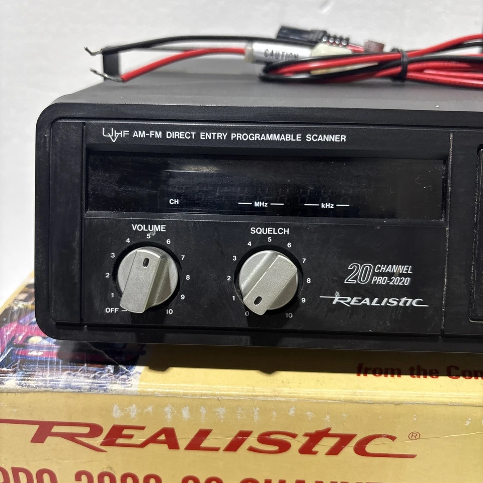 Realistic PRO-2020 AM-FM Direct Entry Programmable Scanner Model 20-112 - Image 2 of 4