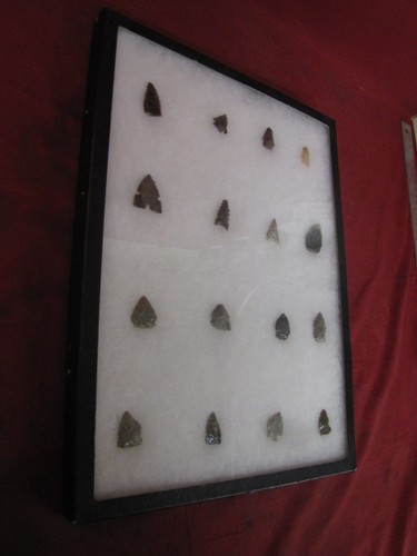 16 Primitive Arrow Heads Collected from Farm Fields Located in Southern MD - Picture 3 of 10