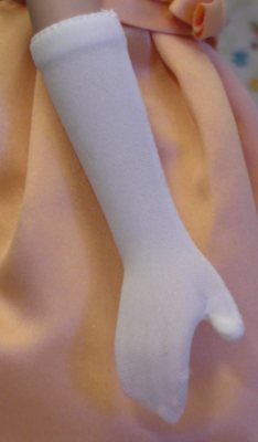 FM Jackie Kennedy off-white elbow length GLOVES fit 15-16in doll modern vintage
