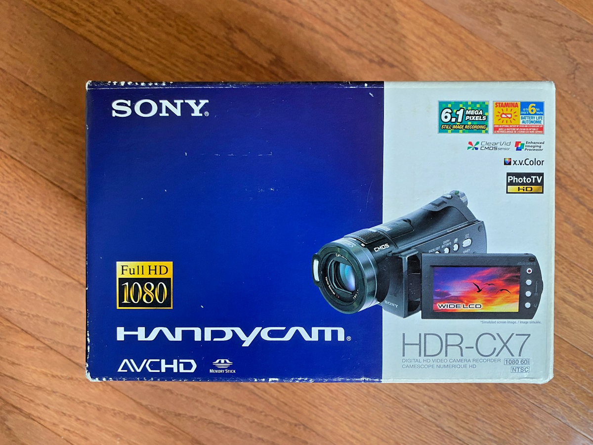 NEW Sealed Sony Handyman HDR-CX7 High Definition Digital Camcorder