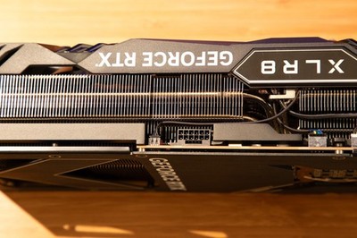 PNY GeForce RTX 4090 XLR8 Gaming VERTO EPIC-X RGB OC Triple Fan