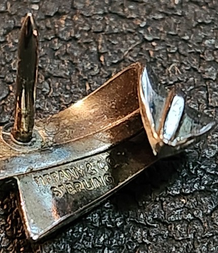 Tiffany & Co Angela Cummings Curled Bent Arrow Tack Lapel Pin Sterling Silver - Picture 8 of 11