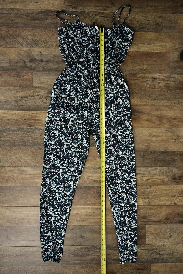 H&M Divided Women’s 6. Blue Floral Spaghetti Strap Jumpsuit - Image 3 of 4