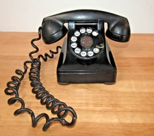 Vtg Bell System Western Electric F1 Black Bakelite 40"s Era Rotary Telephone