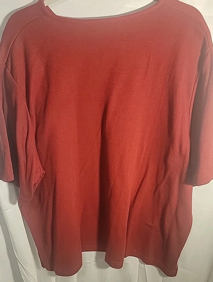 Suéter de manga corta Sag Harbor rojo mate para mujer talla 3X granate Foto 3 de 3