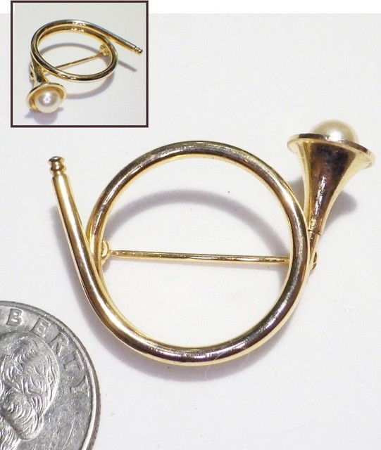 Coiled Post Horn/French Horn Musical Instrument Pin Glass Pearl in Bell