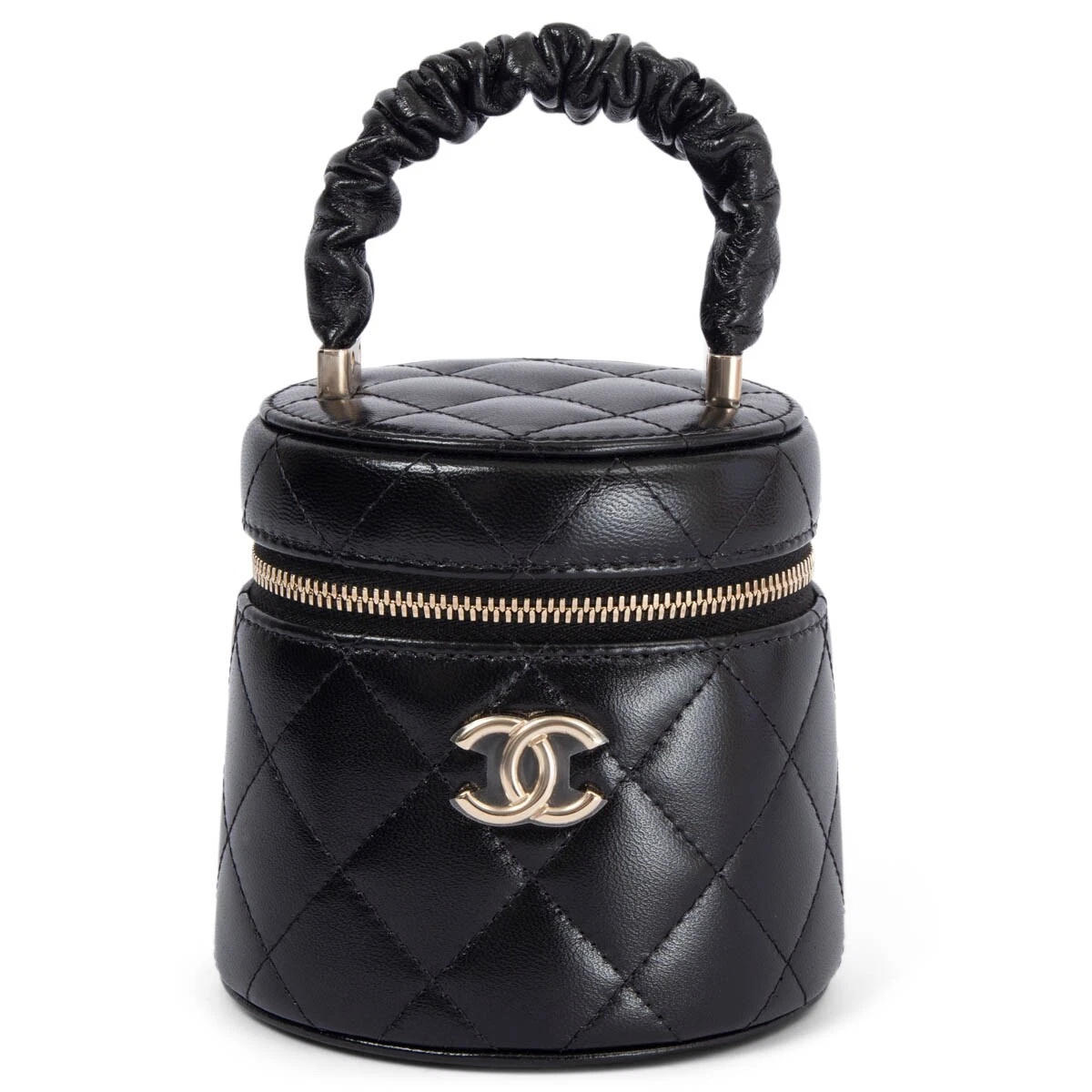 67138 auth CHANEL black Shiny leather 2022 MINI VANITY Bag