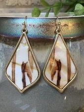 Gold With Shell Inset Boho Drop Earrings Fashion Jewelry - New