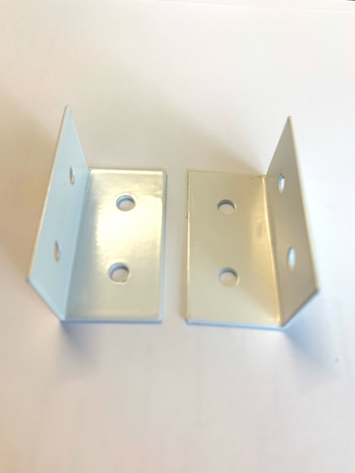 Screen Room Capri Clip Predrilled LAngle Capri Clip Aluminum 2