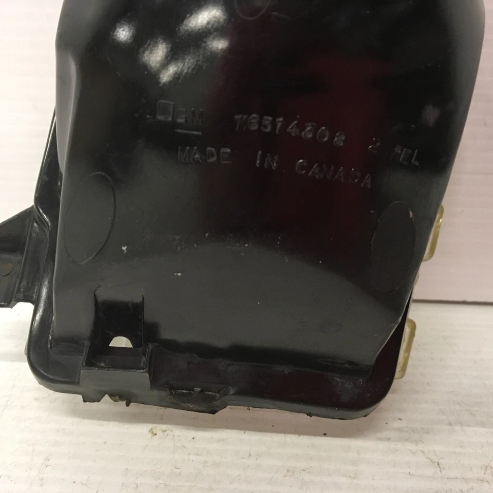 91 92 93 94 Chevrolet Lumina luz de señalización lateral derecha 16514308 Foto 4 de 4