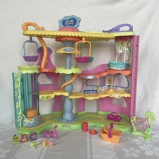Littlest Pet Shop LPS Round N Round Pet Town Playset with Accessories 2006
