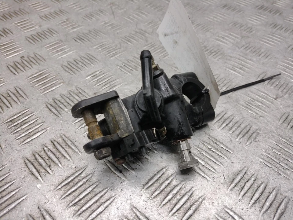 2009 YAMAHA YZF R6 13S FRONT BRAKE MASTER CYLINDER (SEE LISTING) - Image 3 of 4