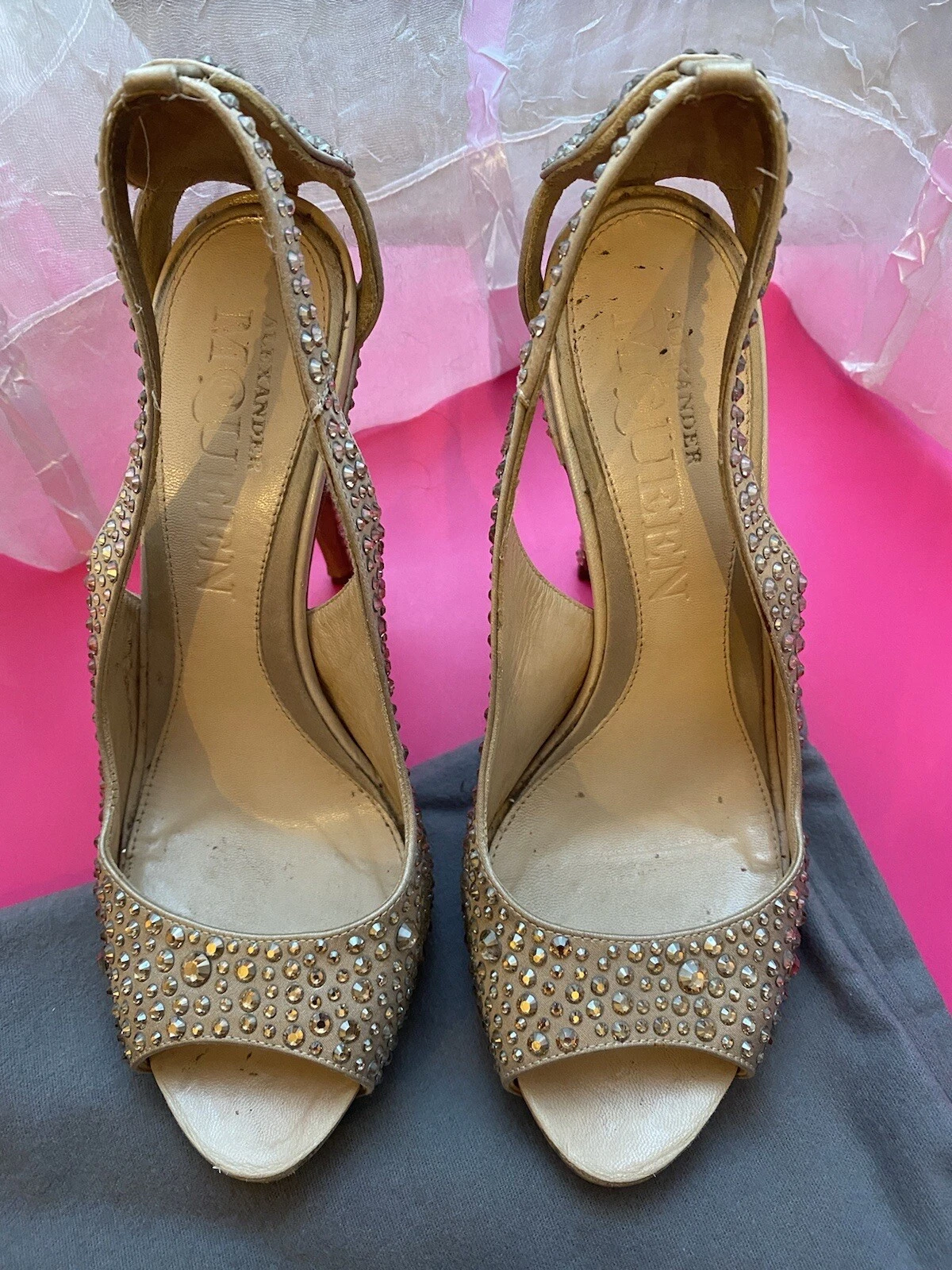 Sandali Alexander McQueen panna beige diamante oro strass punta aperta tacco 3 36