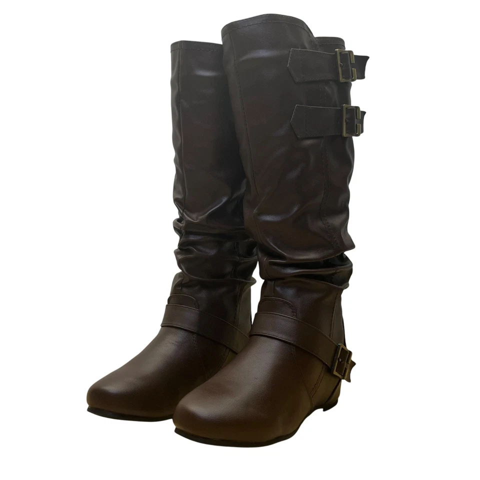 Journee Collection 女式棕色扣口及膝骑行靴 7 码 — 第 3/4 张图片